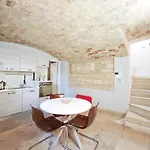 Stone House Διαμέρισμα *