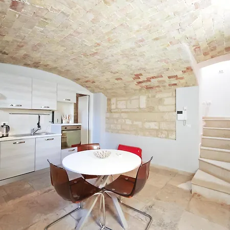 Stone House 아파트 *