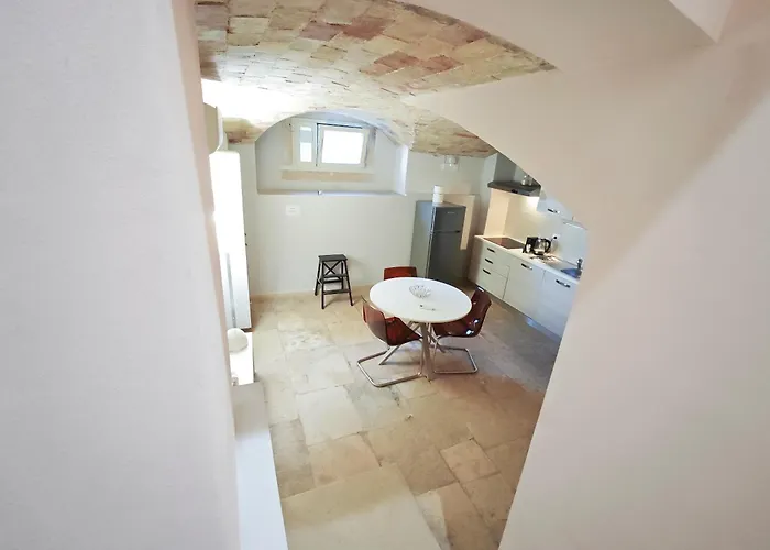 Apartment Stone House *